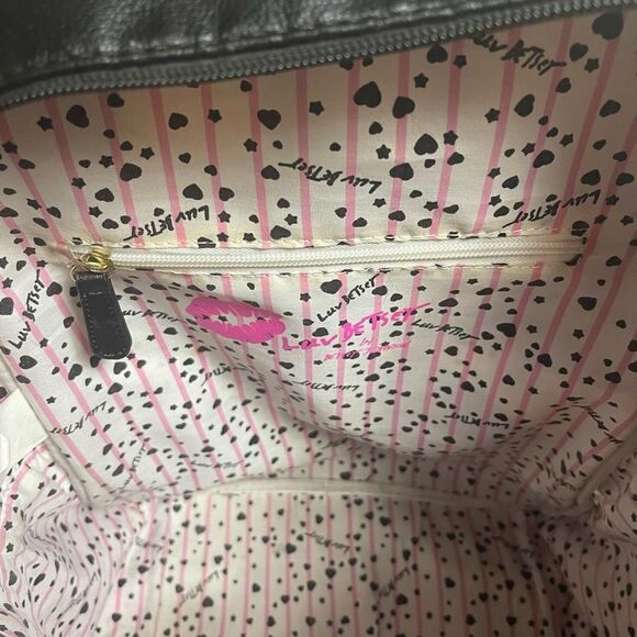 Betsey Johnson synthetic Black Cat Face pick a boo Medium Backpack.